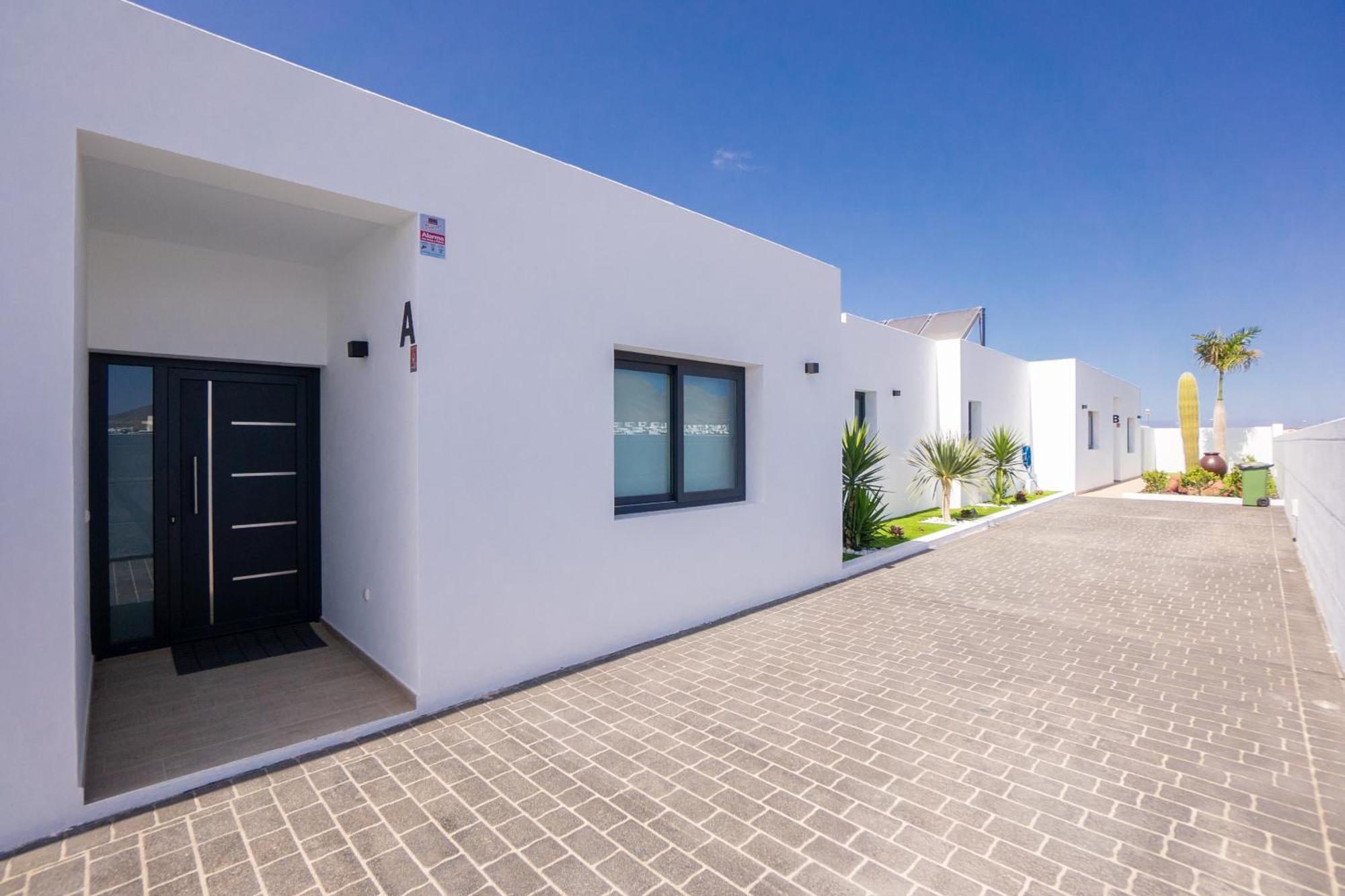 Sea Breeze Lapa And Claca Vila Playa Blanca (Lanzarote)